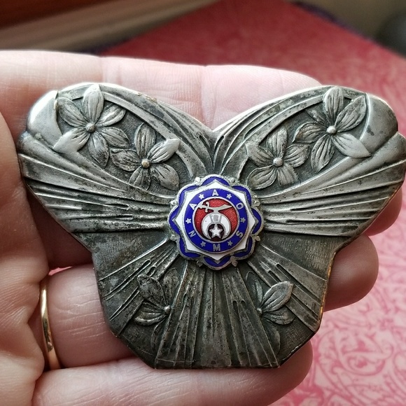 Vintage Shriners brooch Art Nouveau broach pin silver tone butterfly - Picture 5 of 7